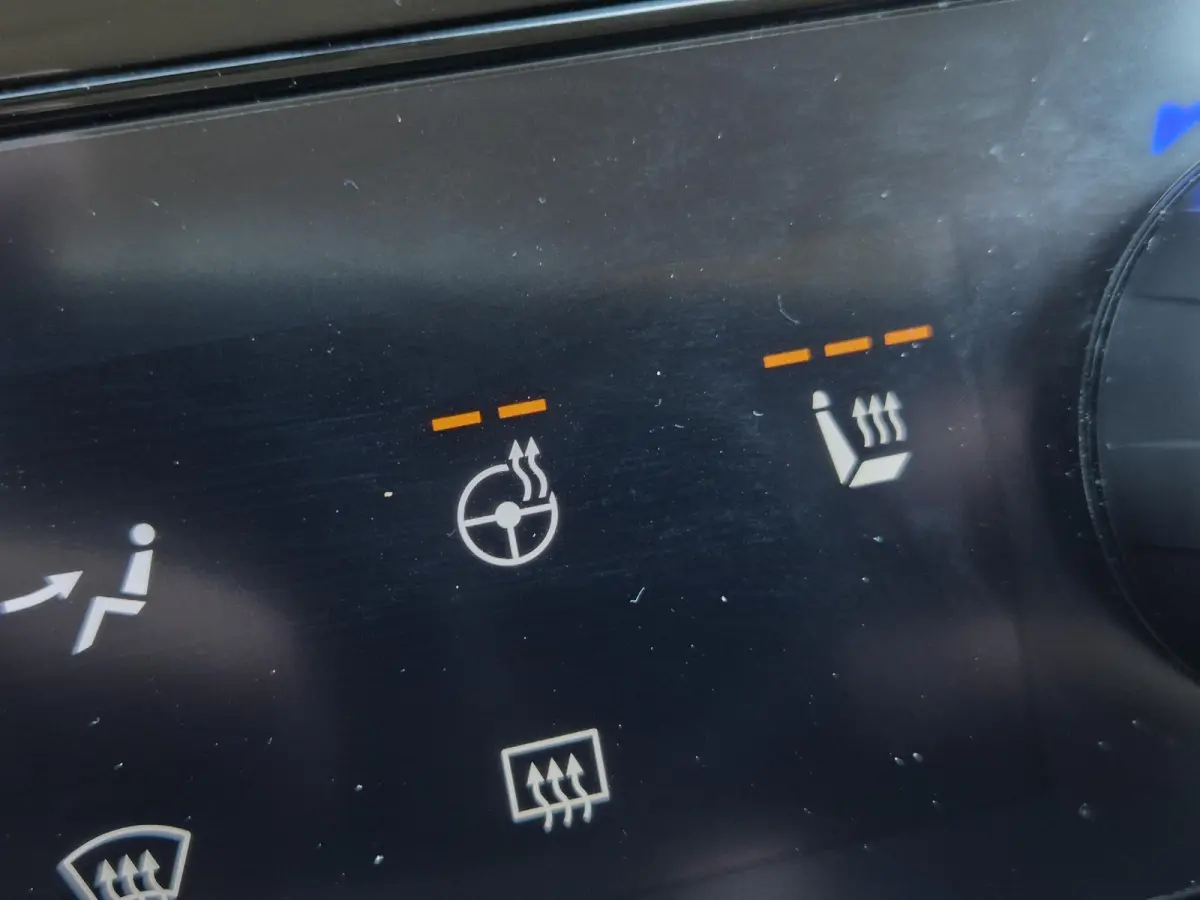 1.6 T-GDI PHEV Comfort Smart / Facelift Model / Head Up Display  / Trekgewicht 1210 kg / Elektrische achterklep / Stuur- & Stoelverwarming / Achteruitrijcamera / Adaptief cruise control / EA