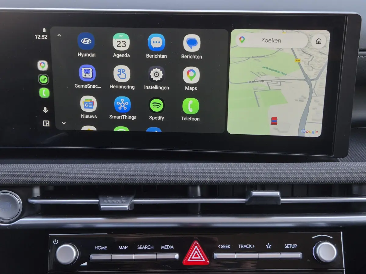 1.6 T-GDI PHEV Comfort Smart / Facelift Model / Head Up Display  / Trekgewicht 1210 kg / Elektrische achterklep / Stuur- & Stoelverwarming / Achteruitrijcamera / Adaptief cruise control / EA