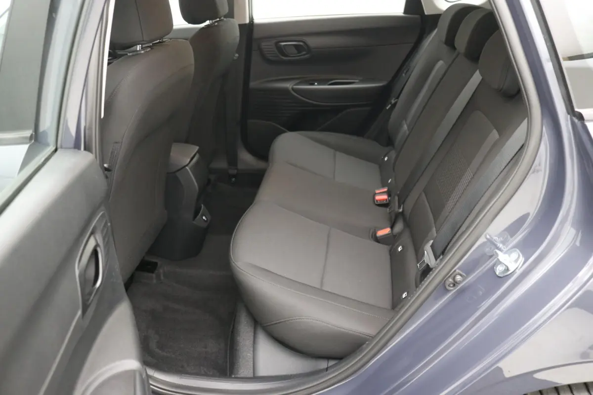 1.0 T-GDI Comfort / Prijs is rijklaar / Apple & Android Carplay / Cruise Control / Lane Assist / LMV / 5 Jaar fabrieksgarantie / Navigatie / Airco /