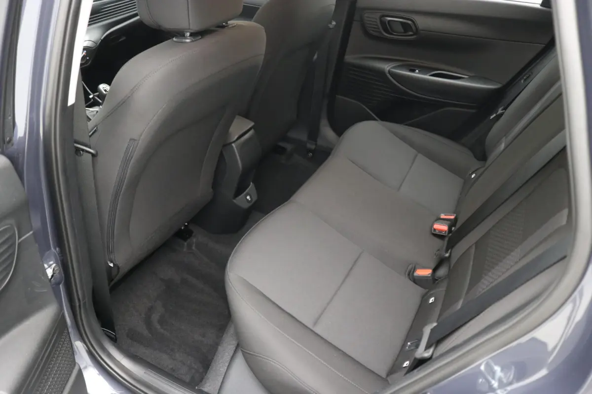 1.0 T-GDI Comfort / Prijs is rijklaar / Apple & Android Carplay / Cruise Control / Lane Assist / LMV / 5 Jaar fabrieksgarantie / Navigatie / Airco /