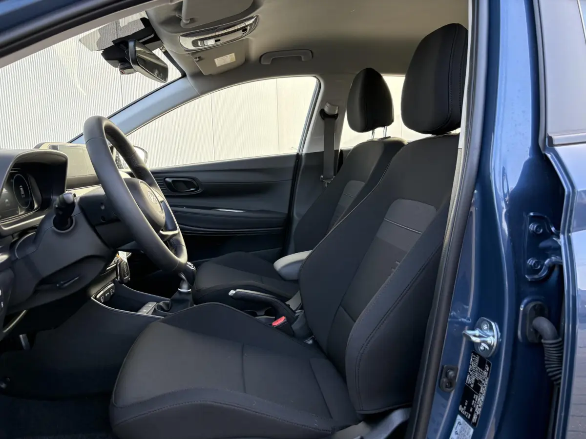 1.0 T-GDI Comfort / Prijs is rijklaar /  MY 26 / Navigatie / Achteruitrijcamera / Airco / Cruise Control / LED Dagrijverlichting / LMV / Apple CarPaly & Android Auto /