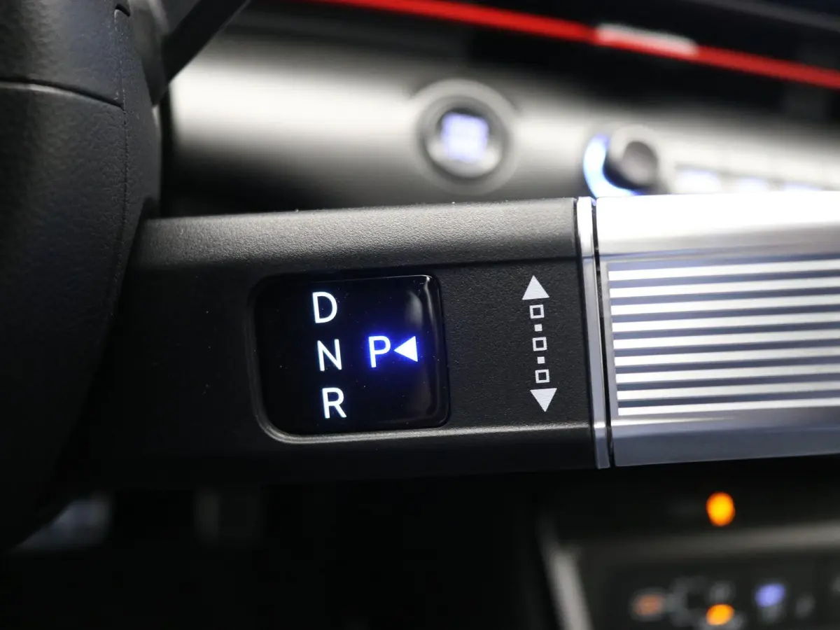 1.6 GDI HEV N Line / N-Line interieur & Exterieur / Leer-Alcantara / Adaptieve Cruise Control / 18" LMV / Stoelverwarming & koeling voor / Full Option /