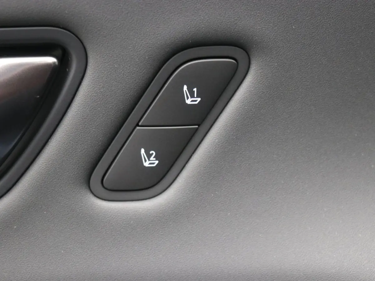 1.6 GDI HEV N Line / N-Line interieur & Exterieur / Leer-Alcantara / Adaptieve Cruise Control / 18" LMV / Stoelverwarming & koeling voor / Full Option /