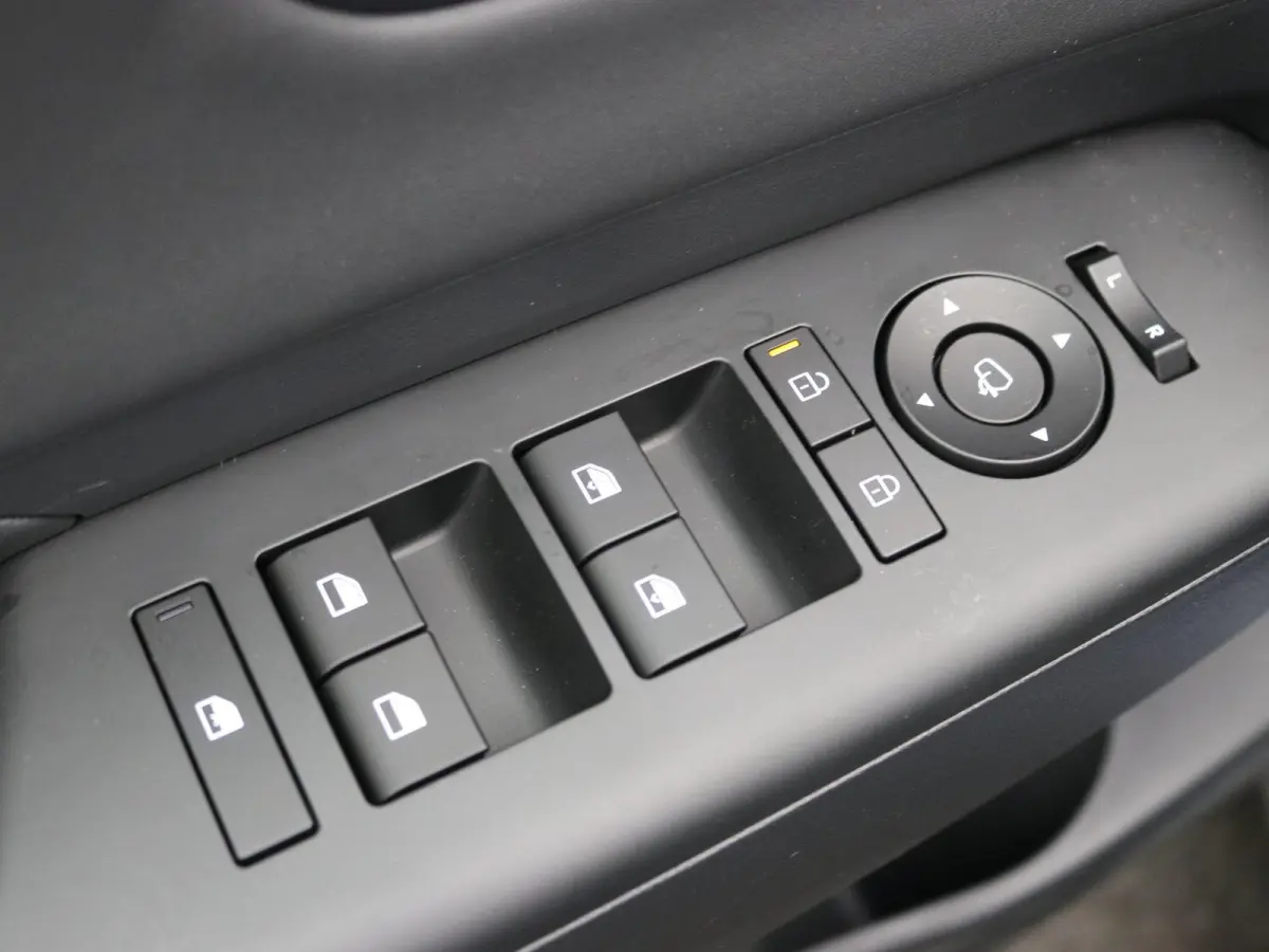 1.6 GDI HEV N Line / N-Line interieur & Exterieur / Leer-Alcantara / Adaptieve Cruise Control / 18" LMV / Stoelverwarming & koeling voor / Full Option /