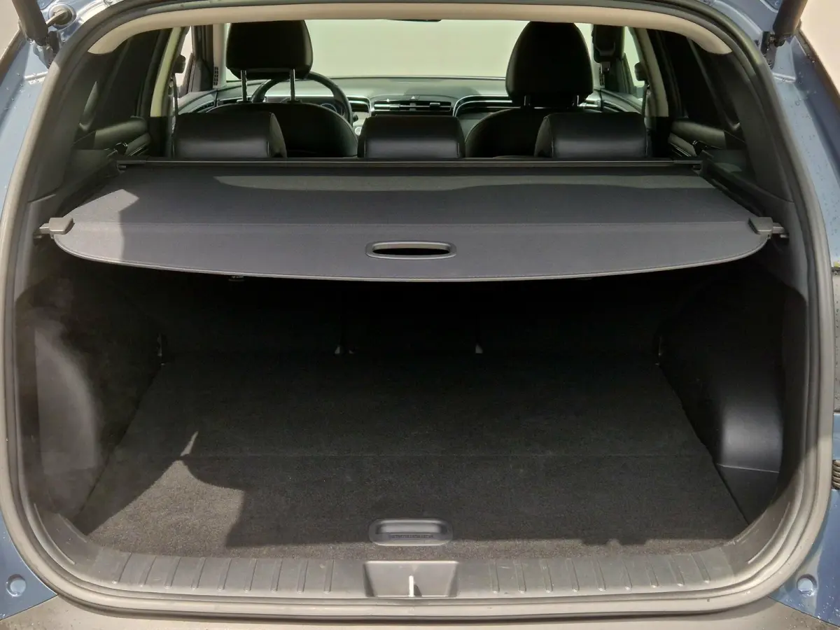 1.6 T-GDI PHEV Premium 4WD / Dealer onderhouden / All season banden / Elektrische achterklep / Stuur- Stoel & Achterbank verwarming / Trekgewicht 1350 kg / Stoelventilatie / Adaptief cruise 