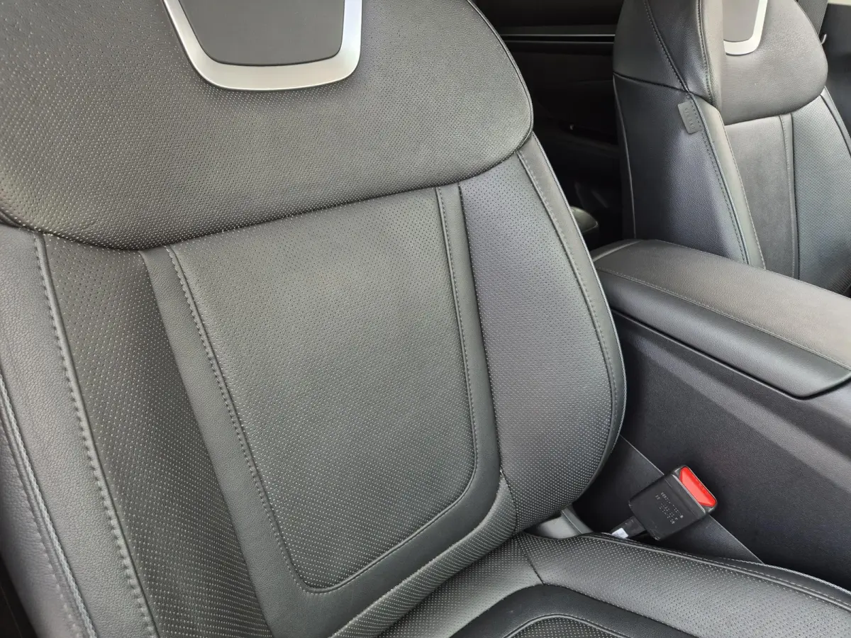 1.6 T-GDI PHEV Premium 4WD / Dealer onderhouden / All season banden / Elektrische achterklep / Stuur- Stoel & Achterbank verwarming / Trekgewicht 1350 kg / Stoelventilatie / Adaptief cruise 