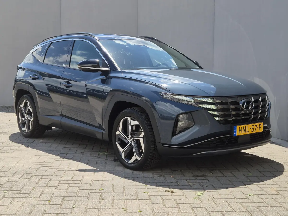 1.6 T-GDI PHEV Premium 4WD / Dealer onderhouden / All season banden / Elektrische achterklep / Stuur- Stoel & Achterbank verwarming / Trekgewicht 1350 kg / Stoelventilatie / Adaptief cruise 
