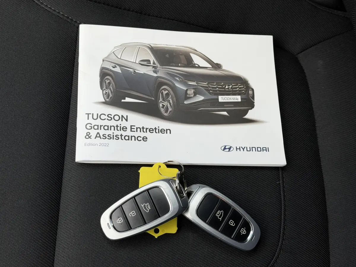 1.6 T-GDI PHEV Comfort Smart 4WD / Fabrieksgarantie tot 1-2028 / Volledig Onderhouden / Navigatie / Camera / PDC / DAB / Dodehoek Detectie / All Season Banden / Stoelverwarming /