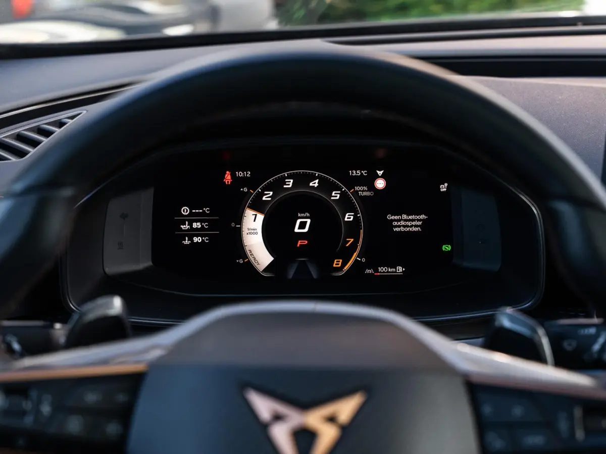 VZ 2.0 TSI 4DRIVE|PANO|ACC|19''|FACELIFT