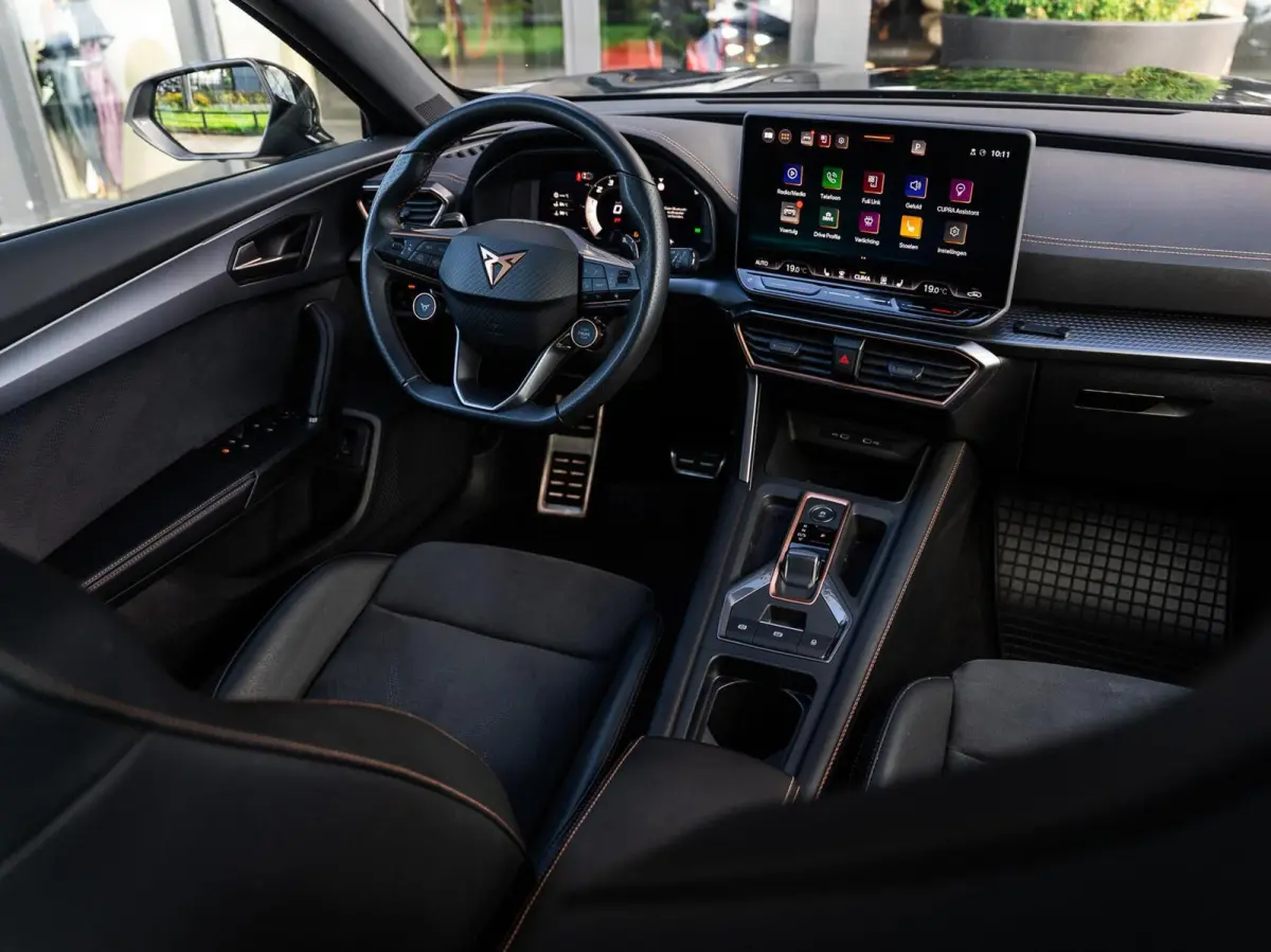 VZ 2.0 TSI 4DRIVE|PANO|ACC|19''|FACELIFT
