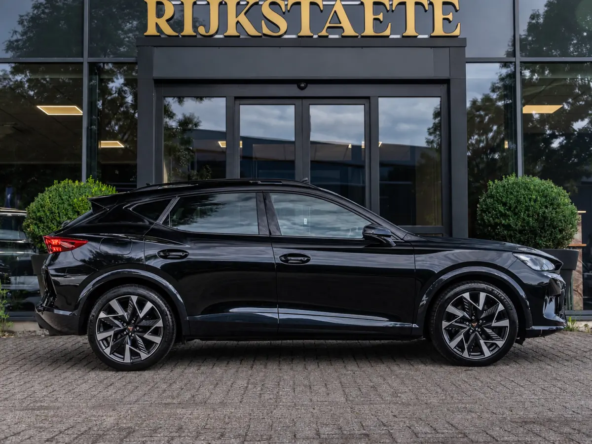 VZ 2.0 TSI 4DRIVE|PANO|ACC|19''|FACELIFT
