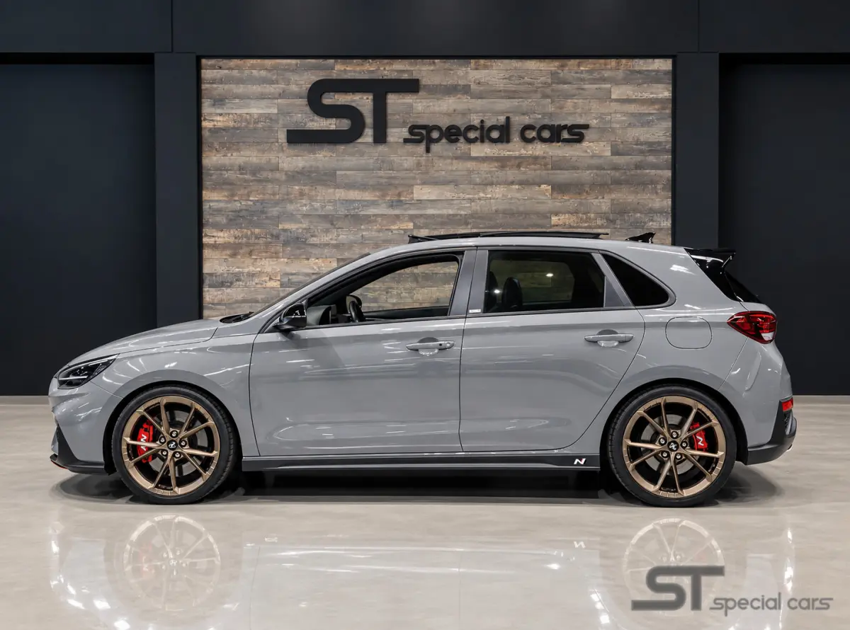 2.0 N-Performance|AUT|Pano|Brons wielen