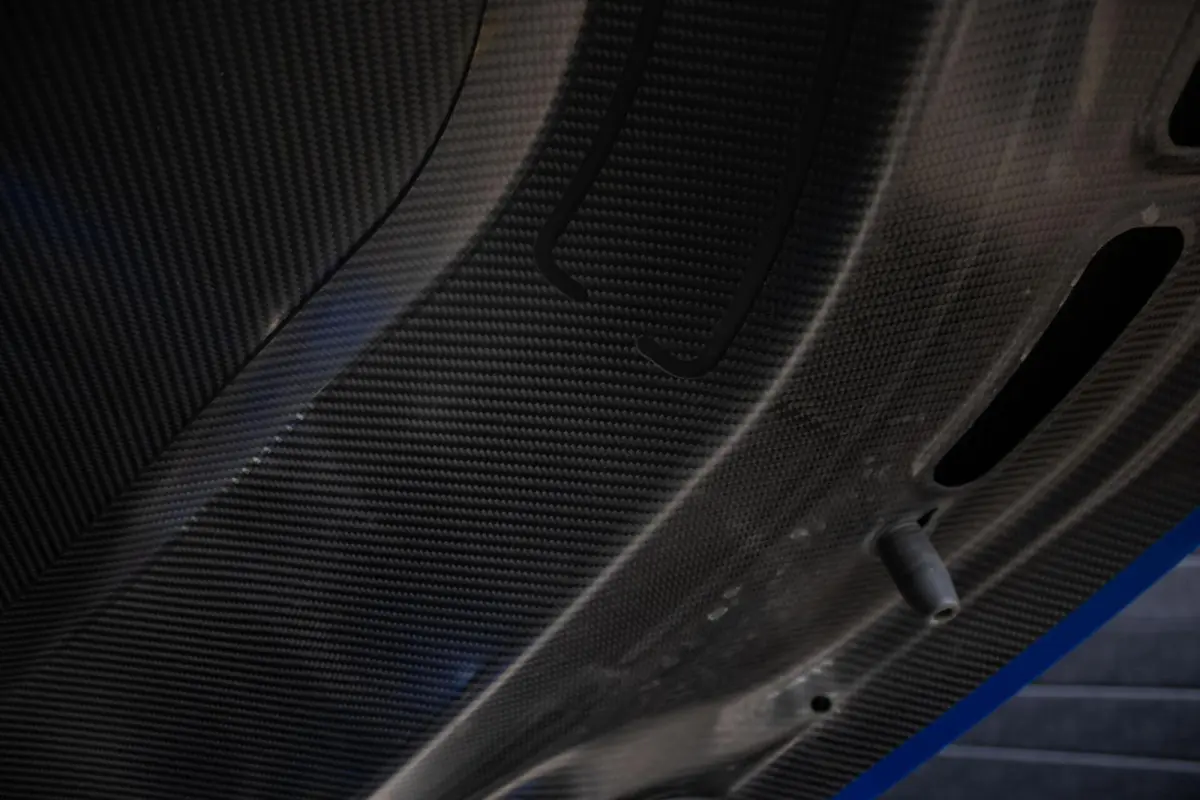 SVR 5.0 V8 SC | PANO | TREKHAAK | ALCANTARA HEMEL | MERIDIAN | FULL OPTION