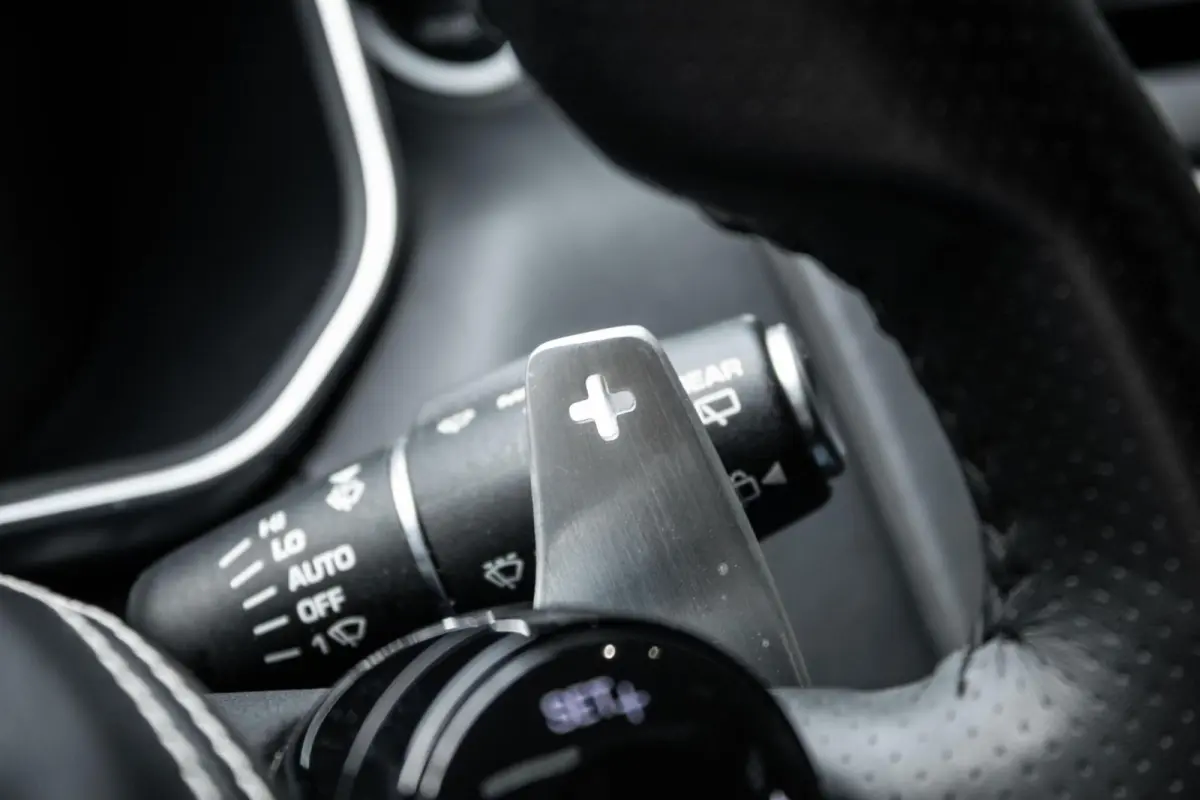 SVR 5.0 V8 SC | PANO | TREKHAAK | ALCANTARA HEMEL | MERIDIAN | FULL OPTION