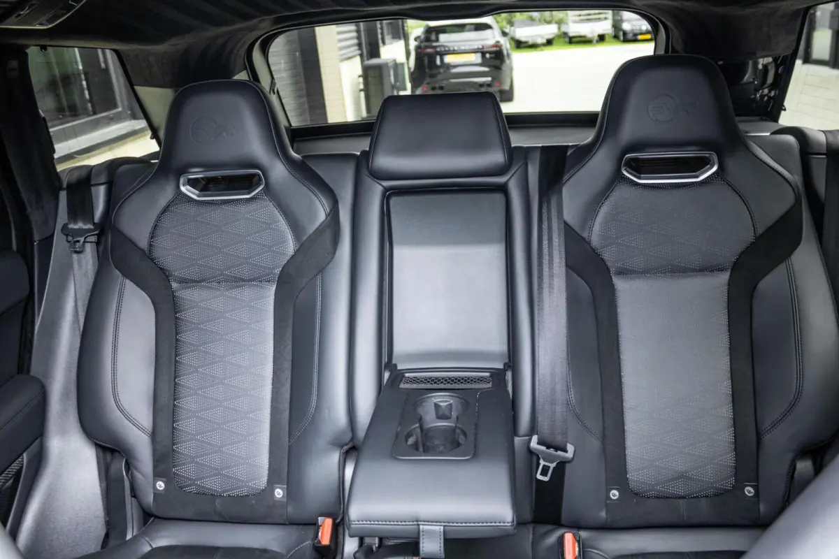 SVR 5.0 V8 SC | PANO | TREKHAAK | ALCANTARA HEMEL | MERIDIAN | FULL OPTION