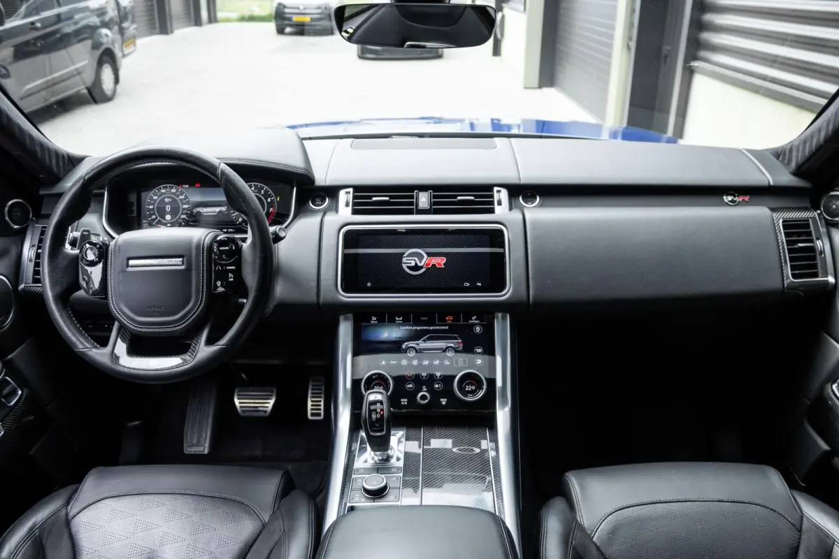 SVR 5.0 V8 SC | PANO | TREKHAAK | ALCANTARA HEMEL | MERIDIAN | FULL OPTION