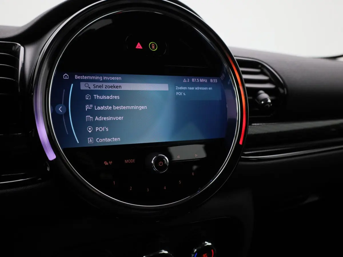 1.5 Cooper Classic Business Edition | STOELVERWARMING | BLUETOOTH | ACHTERUITRIJCAMERA | LED VERLICHTING | LEDER |  PARKEERSENSOREN | KEYLESS | NAVIGATIE | CRUISE CONTROL |