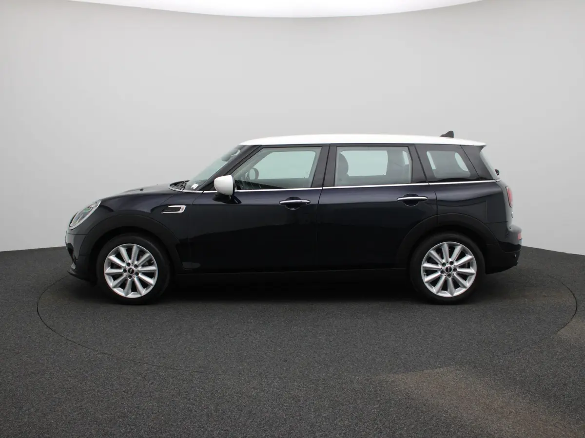 1.5 Cooper Classic Business Edition | STOELVERWARMING | BLUETOOTH | ACHTERUITRIJCAMERA | LED VERLICHTING | LEDER |  PARKEERSENSOREN | KEYLESS | NAVIGATIE | CRUISE CONTROL |