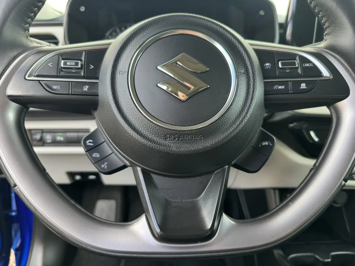 1.2 Select Smart Hybrid AUTOMAAT Camera Carplay Clima Adaptive cruise Navigatie Led