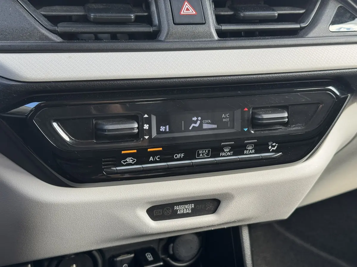 1.2 Select Smart Hybrid AUTOMAAT Camera Carplay Clima Adaptive cruise Navigatie Led