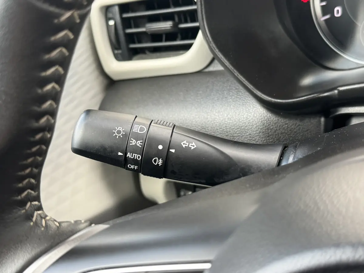 1.2 Select Smart Hybrid AUTOMAAT Camera Carplay Clima Adaptive cruise Navigatie Led