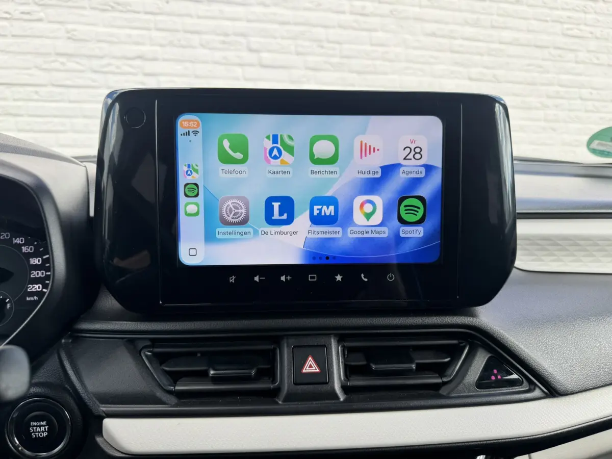 1.2 Select Smart Hybrid AUTOMAAT Camera Carplay Clima Adaptive cruise Navigatie Led
