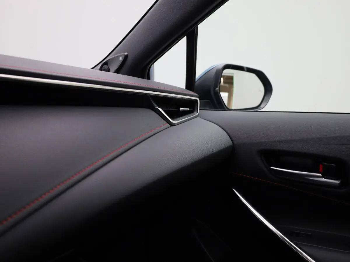 2.0 Hybrid Executive JBL | PANORAMADAK | STOELVERWARMING | ELEKTRISCHE ACHTERKLEP | ACHTERUITRIJCAMERA | JBL GELUIDSSYSTEEM | LED VERLICHTING | CRUISE CONTROL | NAVIGATIE | KEYLESS | HALF-LE