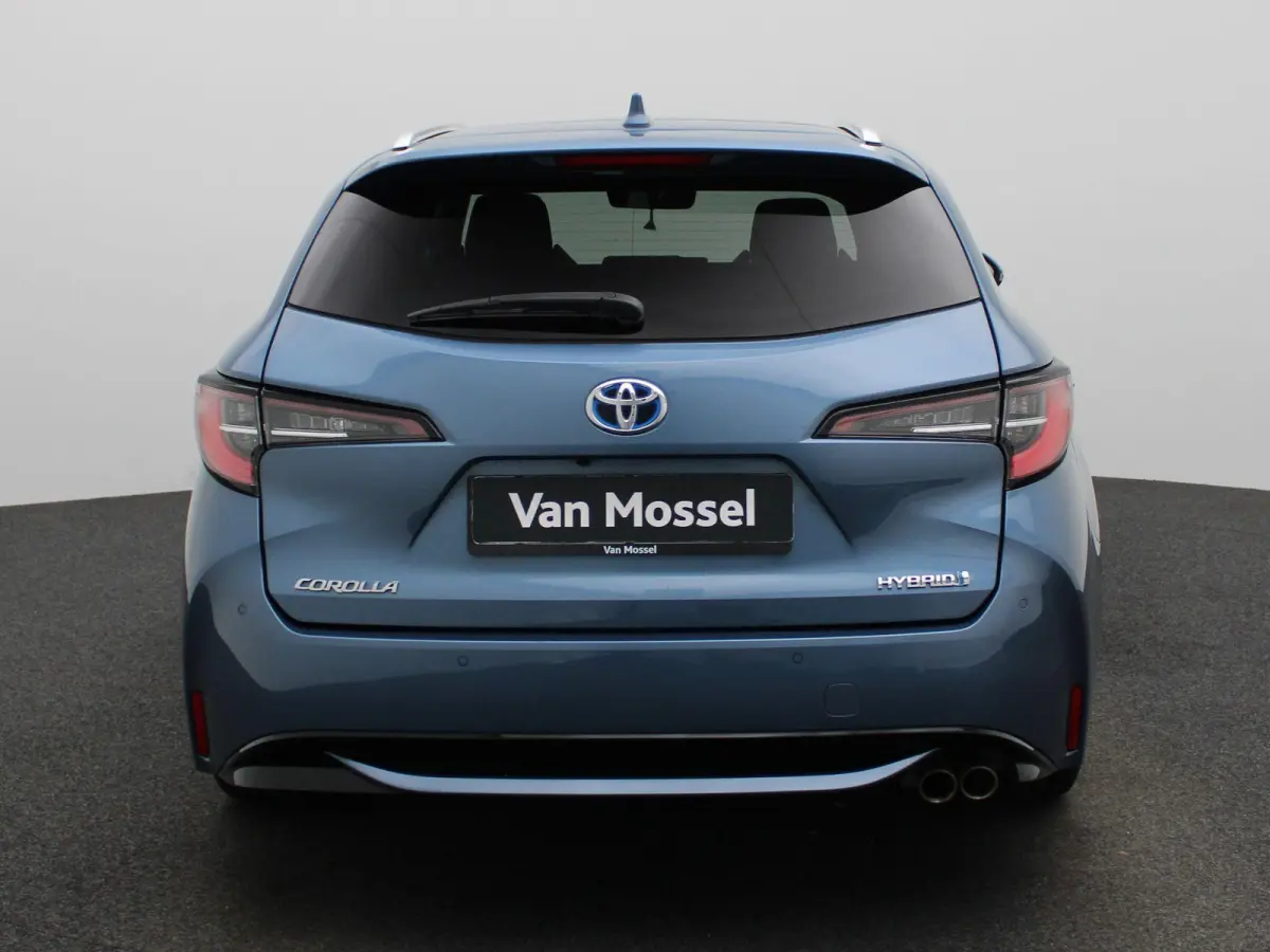 2.0 Hybrid Executive JBL | PANORAMADAK | STOELVERWARMING | ELEKTRISCHE ACHTERKLEP | ACHTERUITRIJCAMERA | JBL GELUIDSSYSTEEM | LED VERLICHTING | CRUISE CONTROL | NAVIGATIE | KEYLESS | HALF-LE