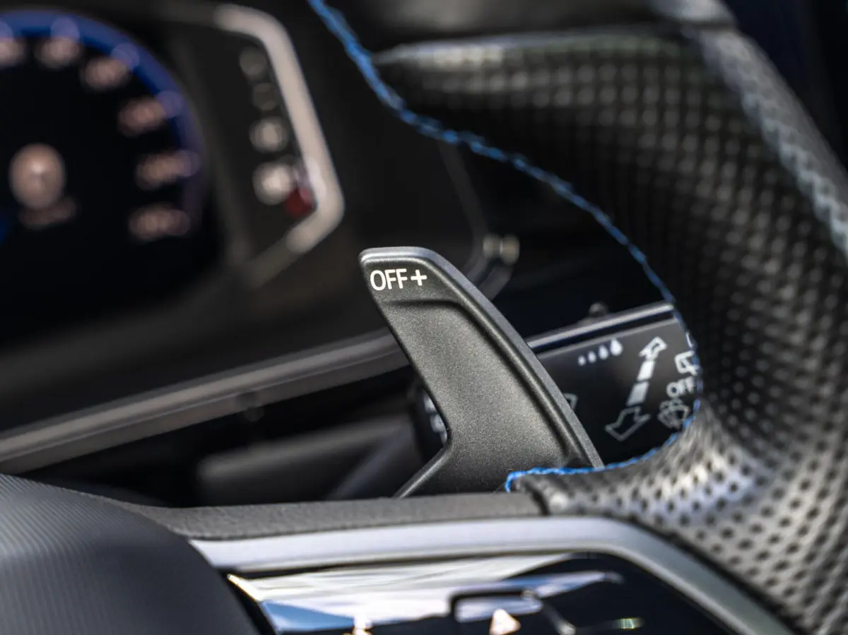 R 2.0 TSI 4Motion|PANO|AKRA|BEATS|FACELIFT