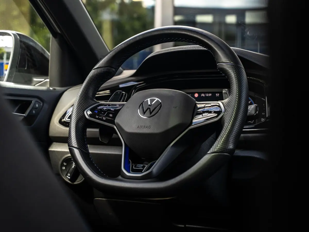 R 2.0 TSI 4Motion|PANO|AKRA|BEATS|FACELIFT