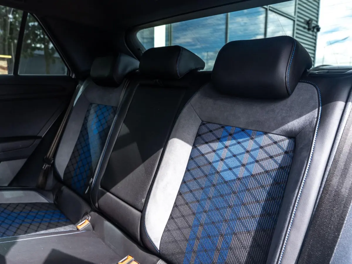 R 2.0 TSI 4Motion|PANO|AKRA|BEATS|FACELIFT