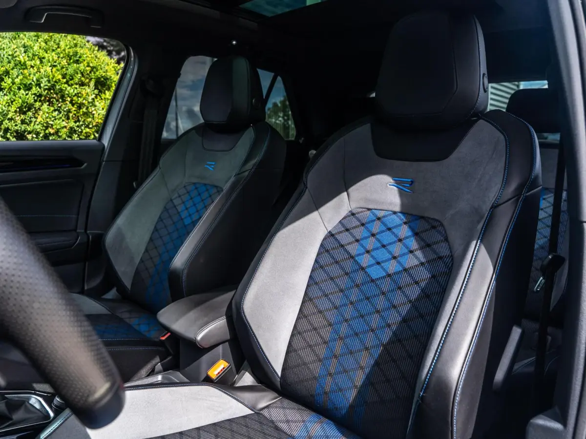 R 2.0 TSI 4Motion|PANO|AKRA|BEATS|FACELIFT