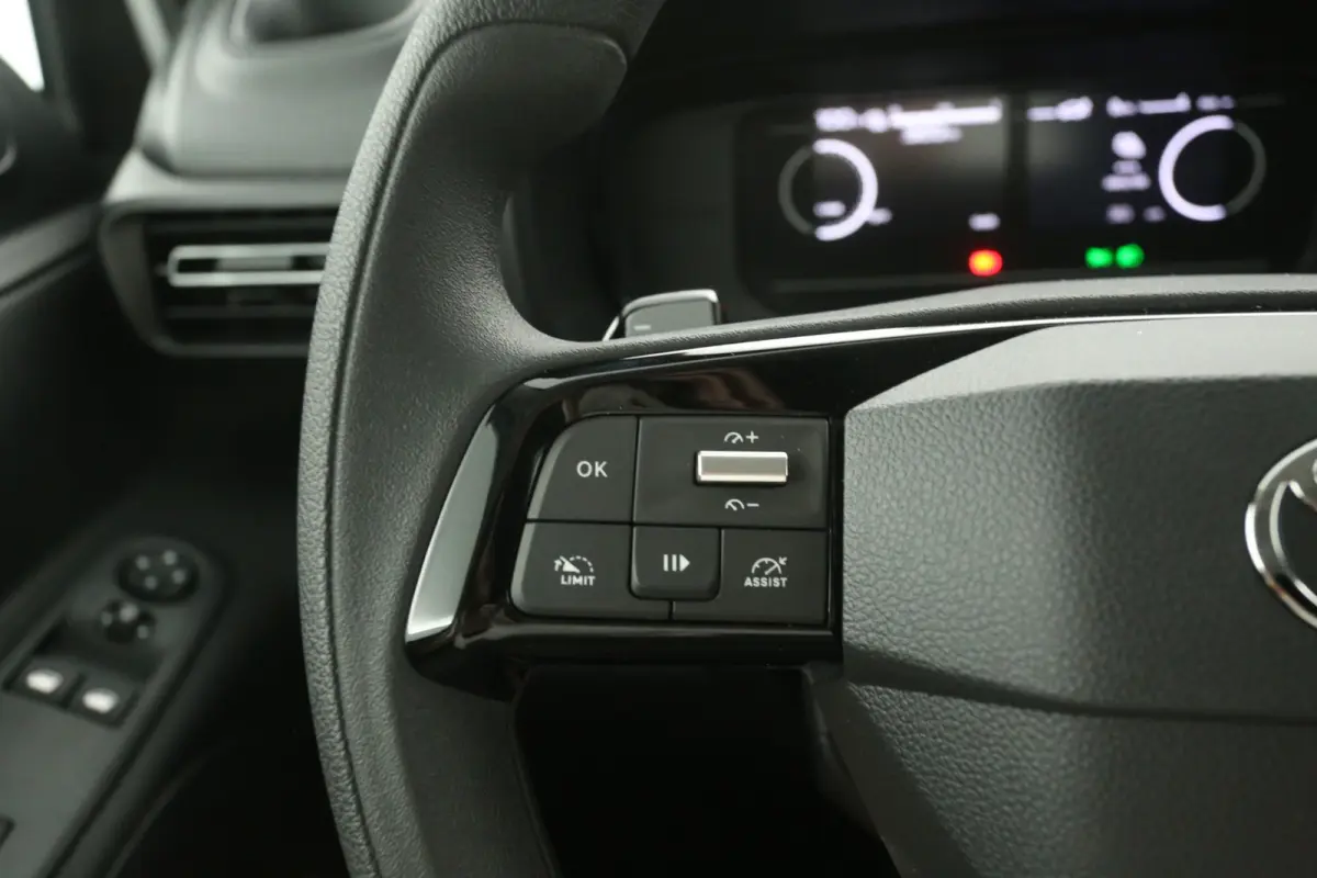 e-Proace Challenger 50 kWh | Snelladen | Airco | Camera | Virtual | 3 Zits | Cruise | Carplay | Parkeersens.