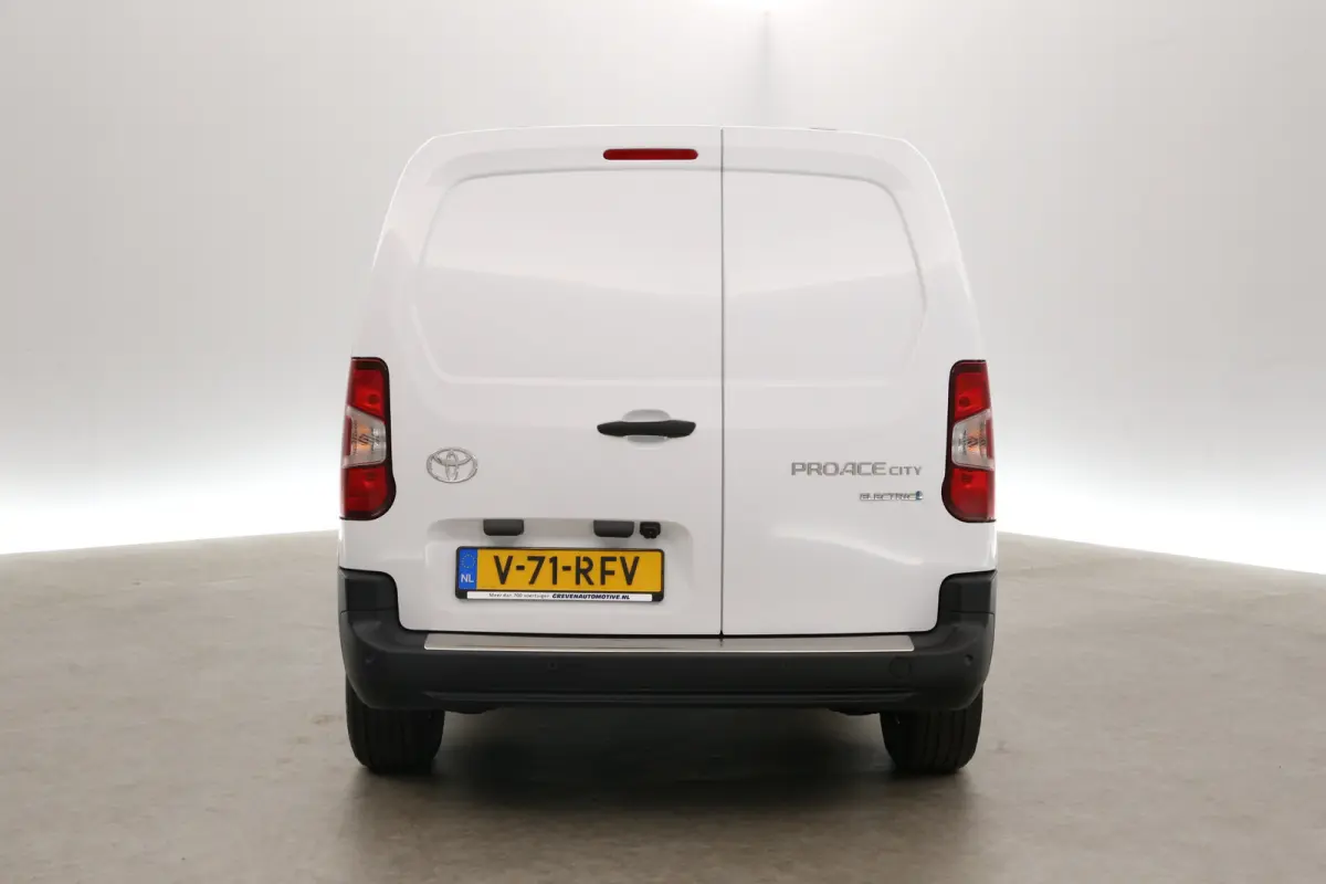 e-Proace Challenger 50 kWh | Snelladen | Airco | Camera | Virtual | 3 Zits | Cruise | Carplay | Parkeersens.
