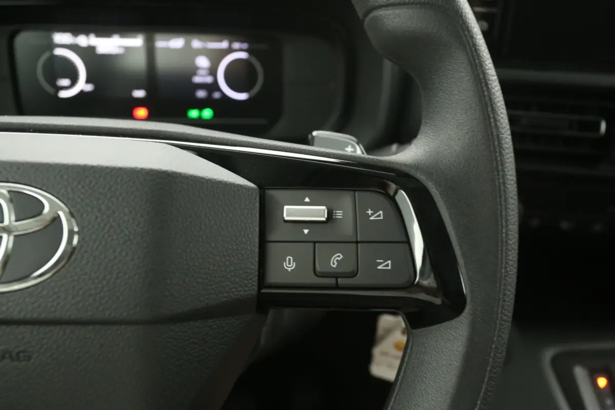 e-Proace Challenger 50 kWh | Snelladen | Airco | Camera | Virtual | 3 Zits | Cruise | Carplay | Parkeersens.