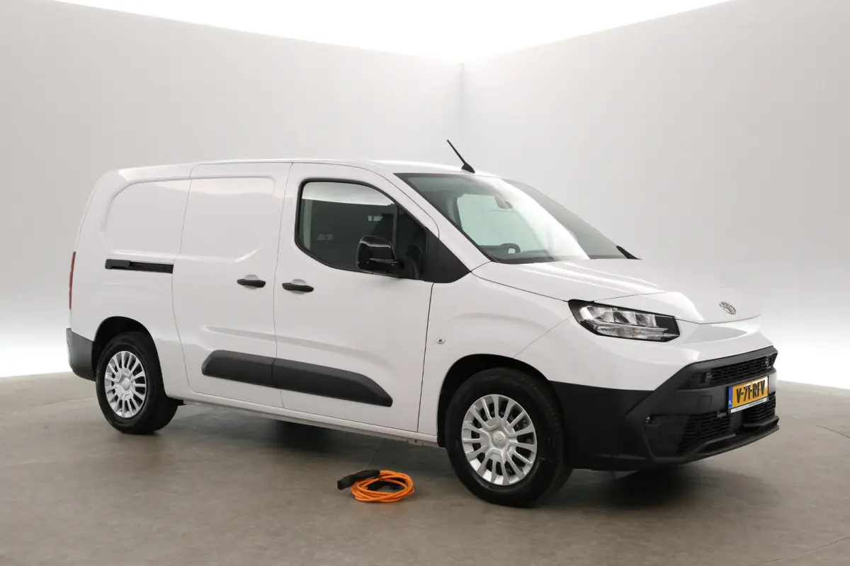 e-Proace Challenger 50 kWh | Snelladen | Airco | Camera | Virtual | 3 Zits | Cruise | Carplay | Parkeersens.