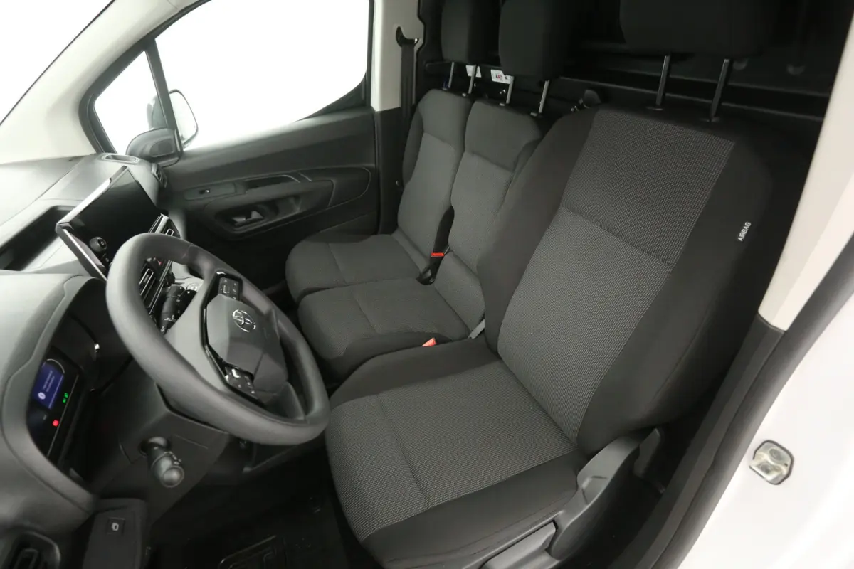 e-Proace Challenger 50 kWh | Snelladen | Airco | Camera | Virtual | 3 Zits | Cruise | Carplay | Parkeersens.
