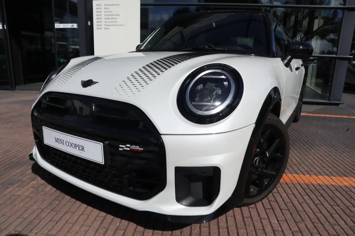 Cooper C | John Cooper Works uitvoering + Pakket M
