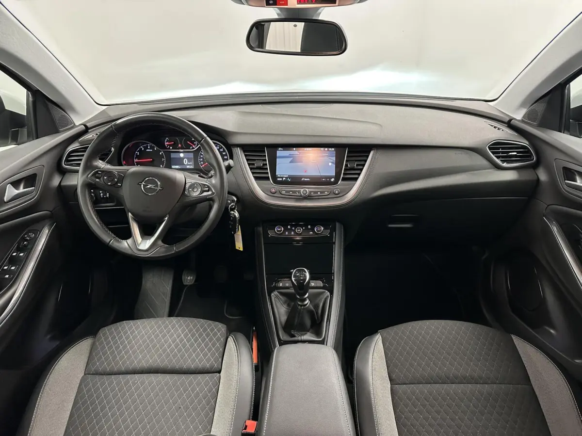 1.2 Turbo Elegance CAMERA TREKHAAK LM NAVI CARPLAY CRUISE ECC.