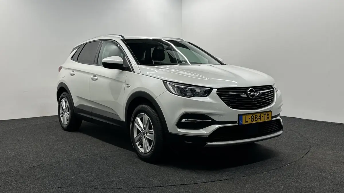 1.2 Turbo Elegance CAMERA TREKHAAK LM NAVI CARPLAY CRUISE ECC.