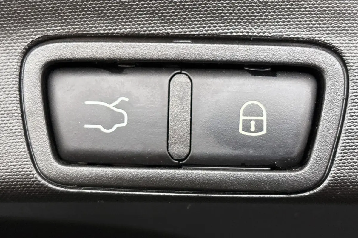 2.0 T AWD Veloce Ti 280PK Pano Leder Stuur-Stoelverwarming Keyless Memory