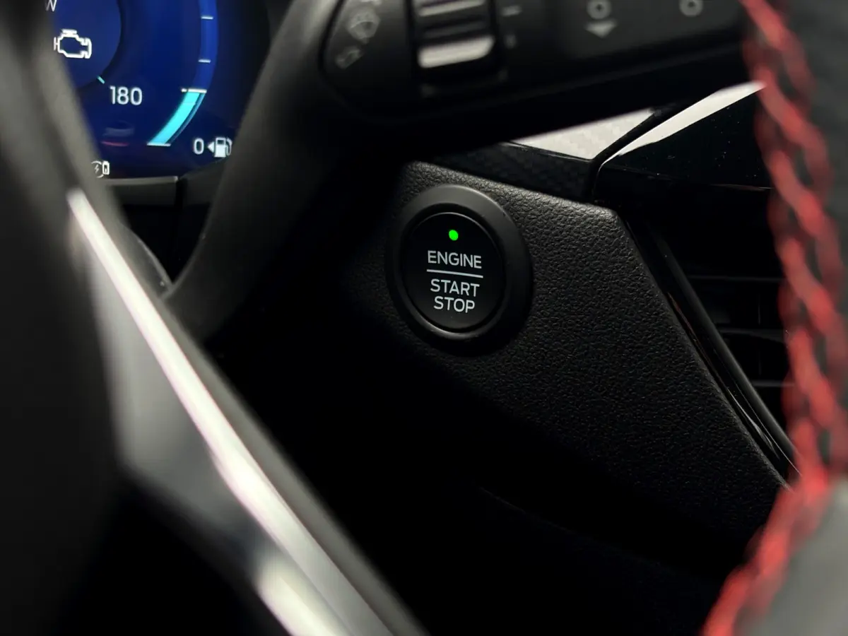 2.5 PHEV ST-Line | Winterpack | Camera | Cruise Control | CarPlay | | Achteruitrijcamera | Cruise control | Navigatie