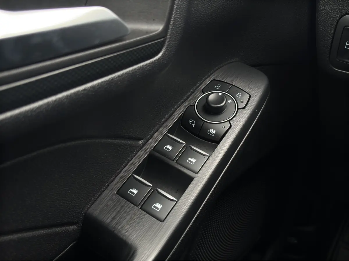 2.5 PHEV ST-Line | Winterpack | Camera | Cruise Control | CarPlay | | Achteruitrijcamera | Cruise control | Navigatie