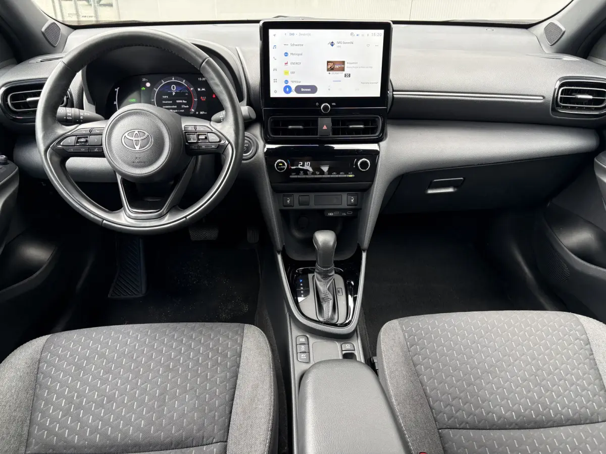1.5 Hybrid 116PK Automaat First Edition Carplay-android/Stoel-stuurverwarming/Parkeerhulp/Camera