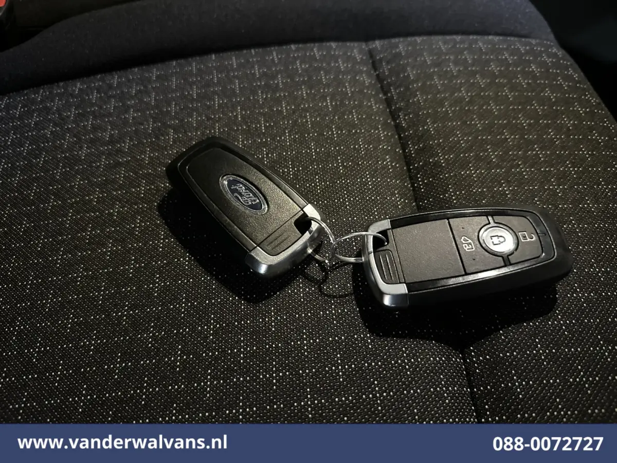 2.0 TDCI L1H1 Euro6 Airco | Camera | LED | Apple Carplay | Cruisecontrol Verwarmde Voorruit, Android Auto, Parkeersensoren, Bijrijdersbank