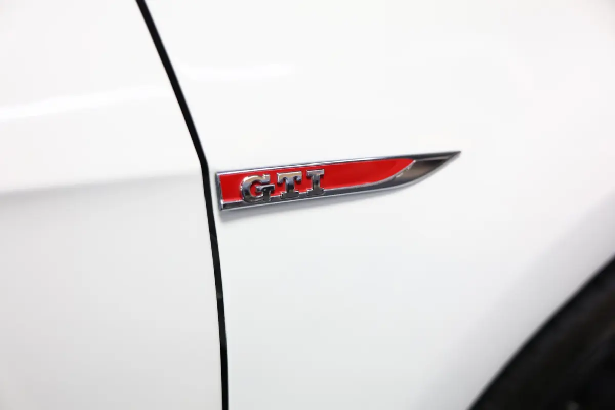 2.0 TSI GTI Performance DSG NAVI CLIMA CRUISE MAXTONSTOELVW PARK ASS. STOELVW '14