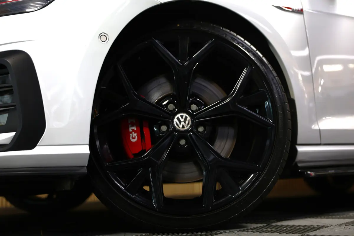 2.0 TSI GTI Performance DSG NAVI CLIMA CRUISE MAXTONSTOELVW PARK ASS. STOELVW '14