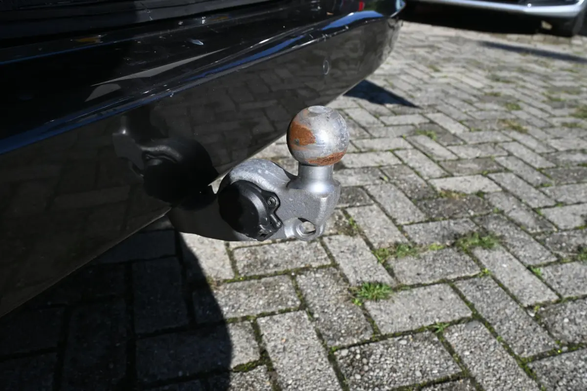 320 L2H1 Limited 65 kWh | Trekhaak 2300KG | Camera | Stoelverwarming | Adaptive Cruise | Ford Connect app