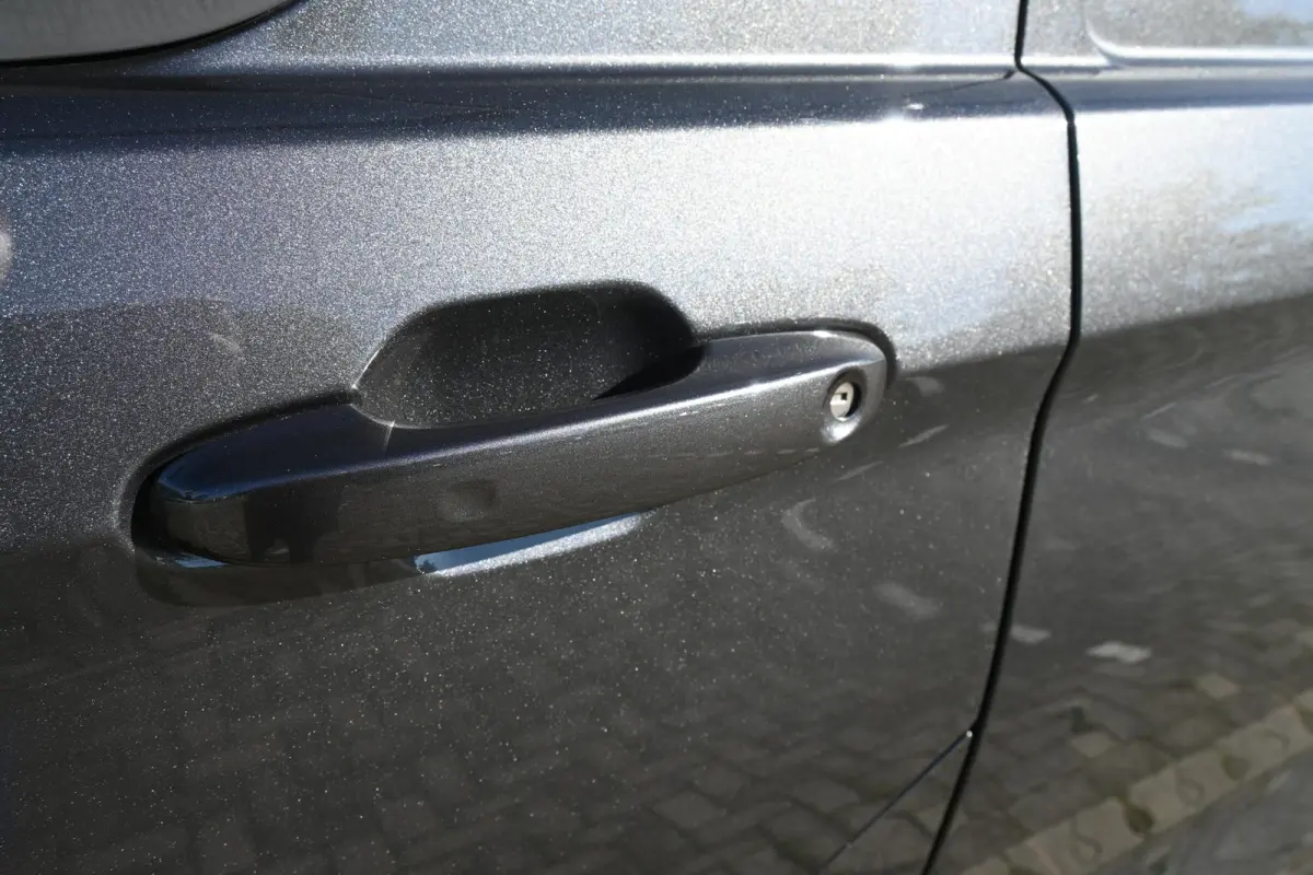 320 L2H1 Limited 65 kWh | Trekhaak 2300KG | Camera | Stoelverwarming | Adaptive Cruise | Ford Connect app