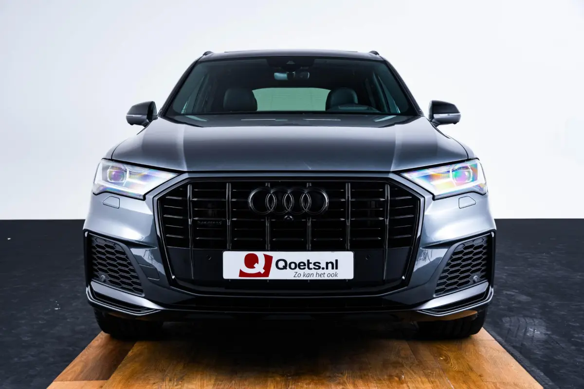 55 TFSI e quattro Pro Line Advanced Panoramadak - Head up - Parkeerassistent - Servosluiting - Comfort interieurvoorverwarming - Hemel in stof zwart - Achterbank plus - Elektrisch verstelbar